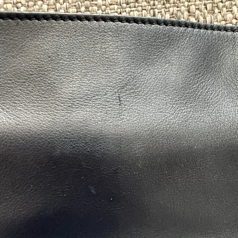 Loewe Flamenco mini - Black Leather Drawstring Crossbody Bag - Picture 4 of 10